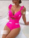 Costum de baie mărimea 38DD este nou