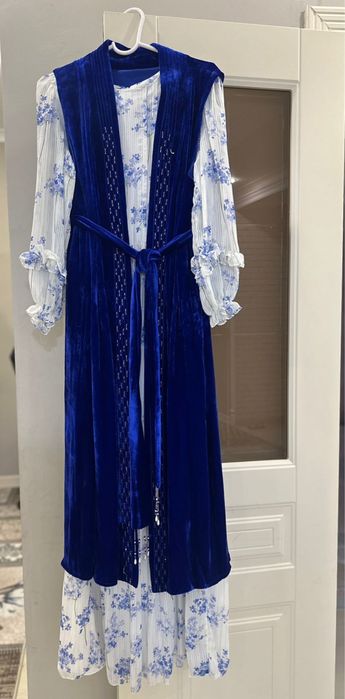 Қазақша көйлек кәжекейімен бірге сатылады.