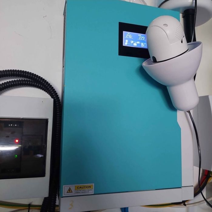 Panouri fotovoltaice cu invertor 3.5 kW