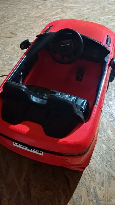 Mașinuță electrica Land ROVER 4x4 12v-140w funcționează ca nouă