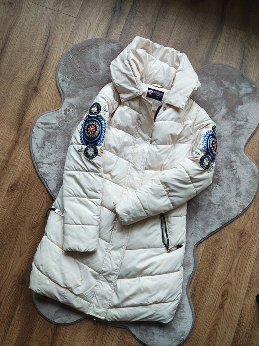 Дамско якенце крем