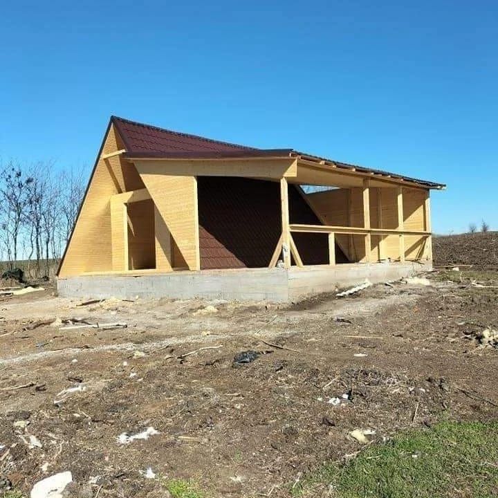 Confectionez cabane din lemn stil A Frame