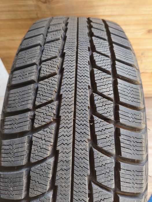 225 60 R17 Одиночка