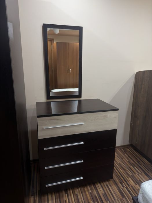 Спален комплект, използван две години