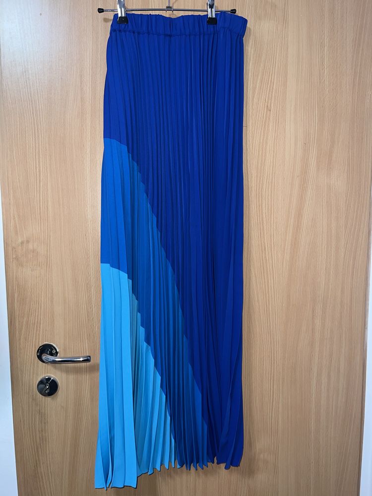 fusta maxi albastra plisata H&M