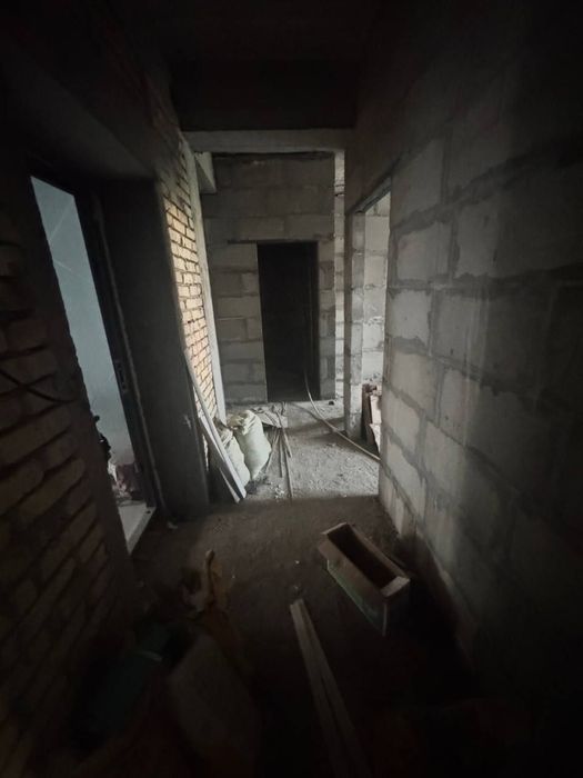 2 хонали уй сотилади 1 каватдан