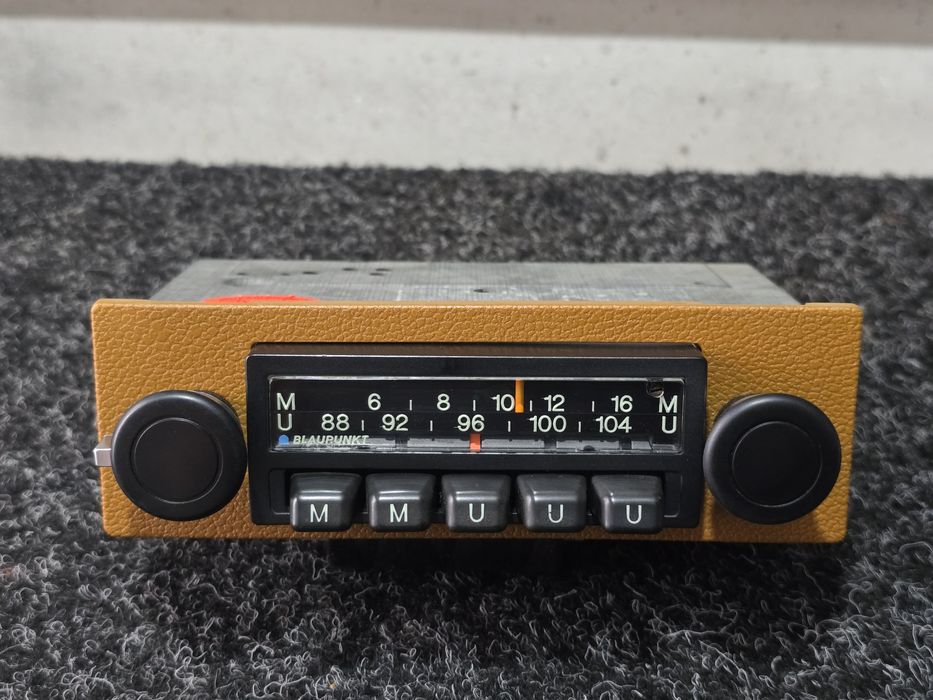 Radio retro BLAUPUNKT ftz u108, automobile clasice,  impecabil