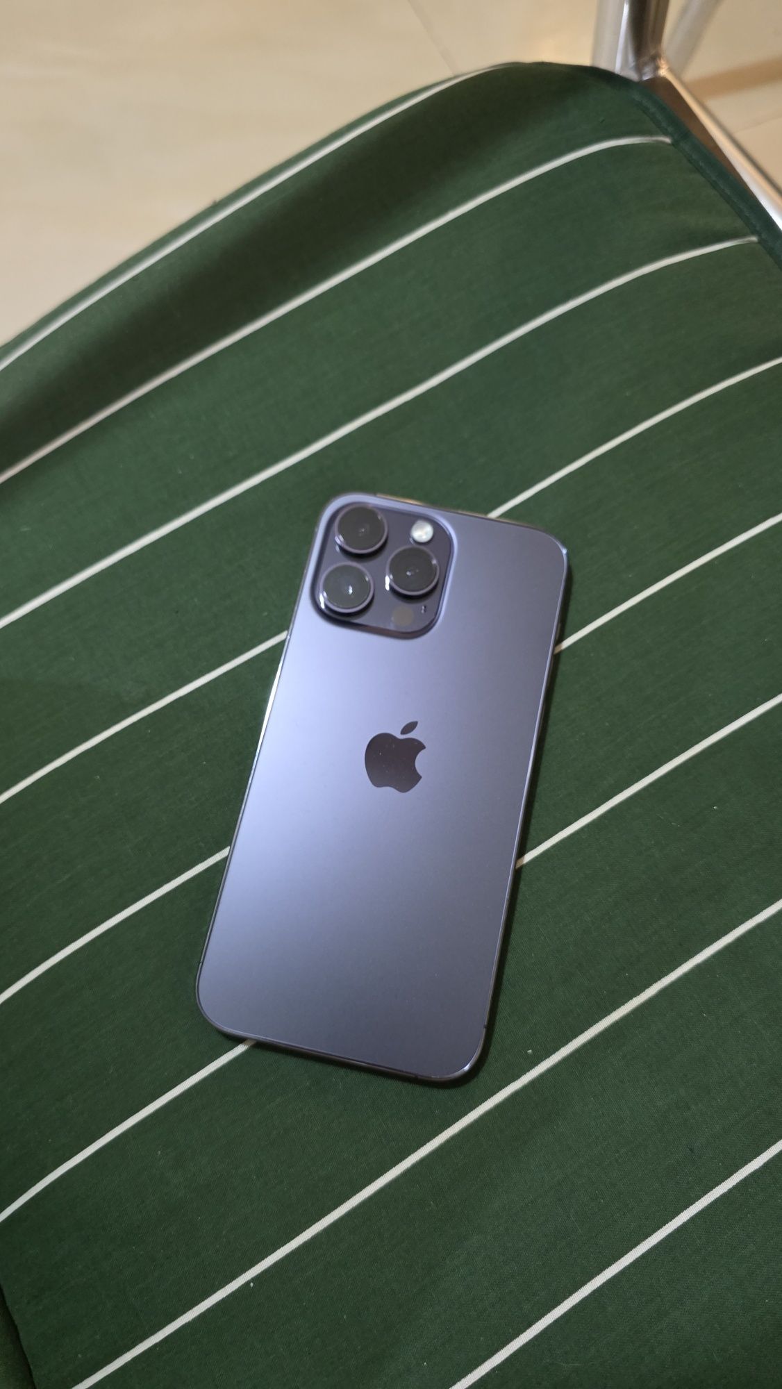 Iphone 14 pro max 128 gb culoare mov baterie 88 la suta