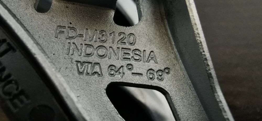 Piese MTB - pedale, brate pedale cu foi, ax pedalier, schimbator foi