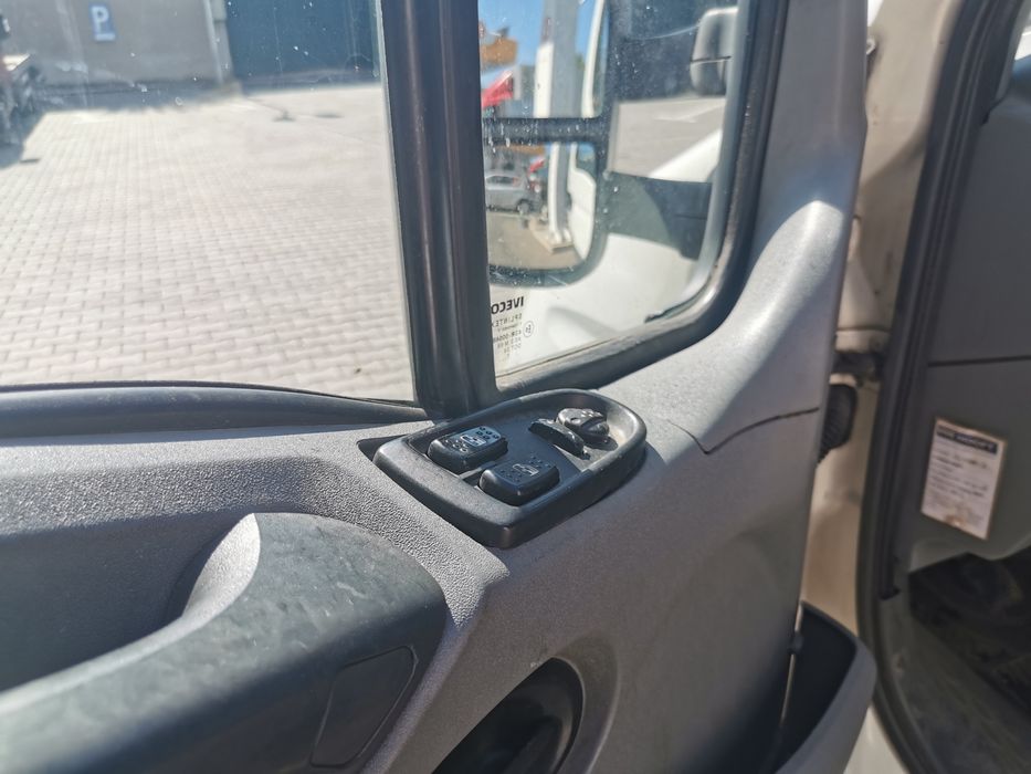 Iveco daily 3,5 Camioneta obloane și prelata