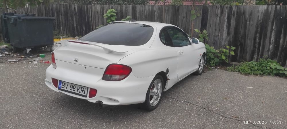 Vând Hyundai coupe