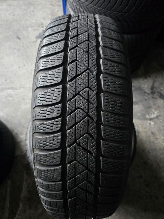 Pirelli 205/60 R17 93H MS iarnă