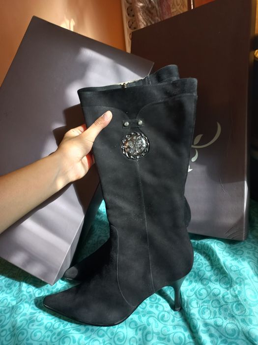 Продаю новые сапоги, в отличном состоянии