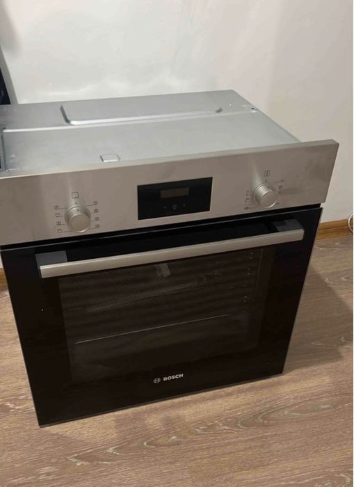 Духовка Bosch. Новый