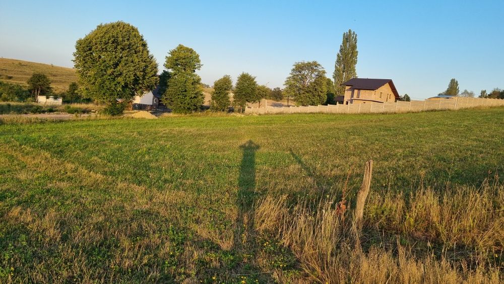 Vand teren parcele pe strada Baile Oglinzi in Targu Neamt [IN RATE)