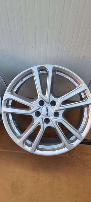 Jante r 18 volvo xc 40,xc 60,xc 90,v90,Ford mondeo,kuga,evoque,jaguar