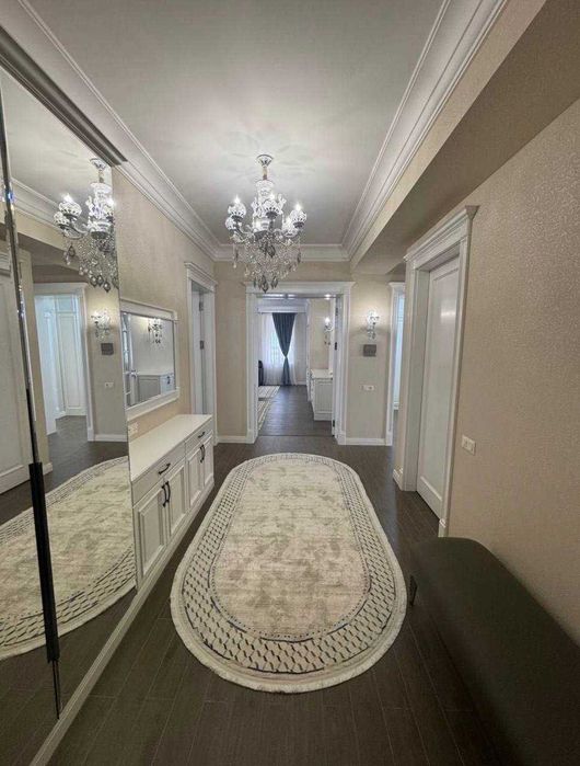 ПРОДАЕТСЯ 3/1/7 148м2 на: Ц-2  Ор.р: Алайский рынок