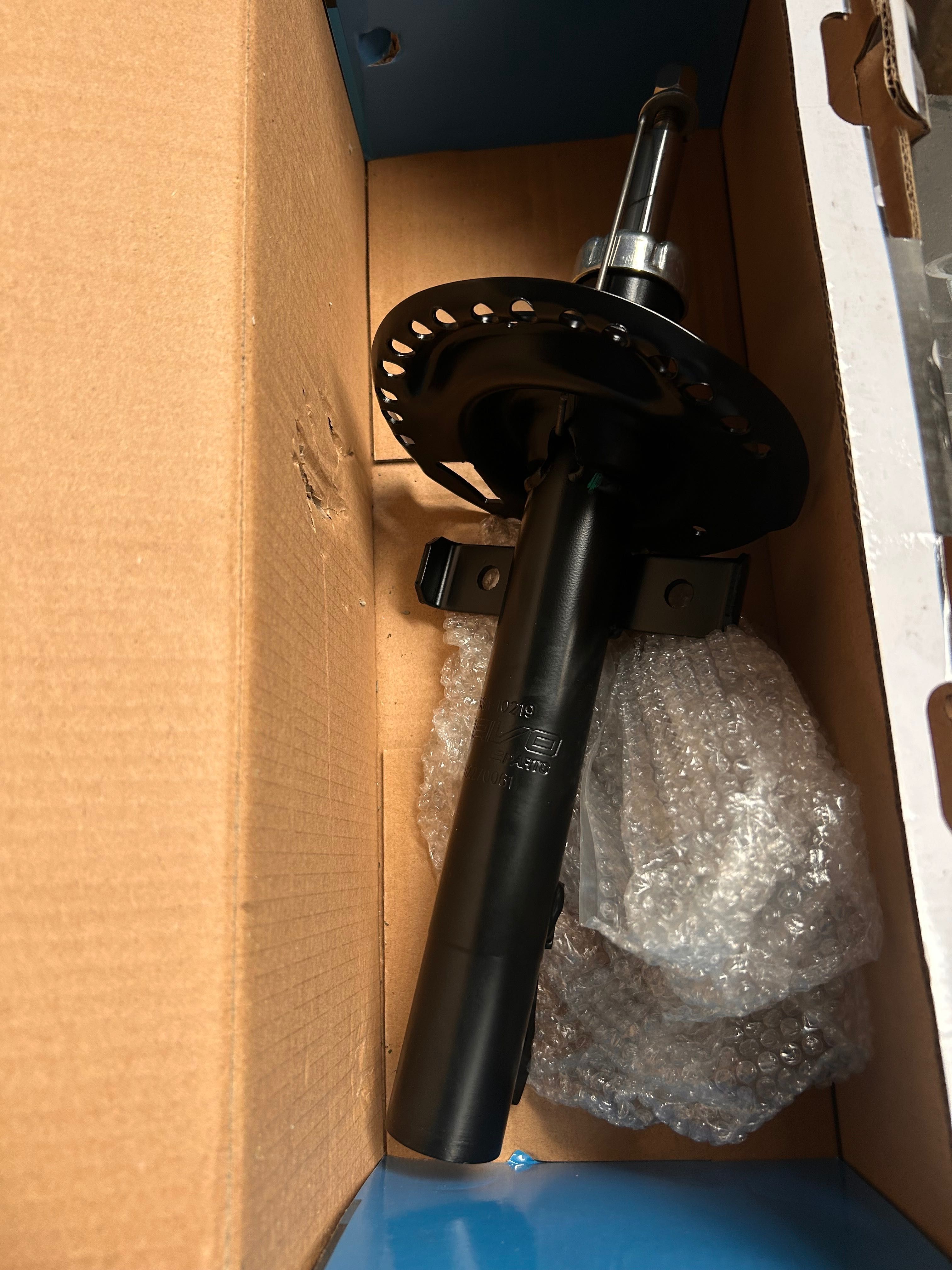Амортисьори Kavo parts за Renault