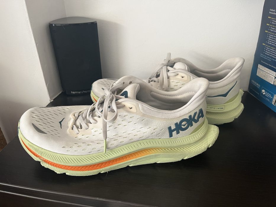 Обувки за тичане HOKA Kawana - 44 2/3 номер