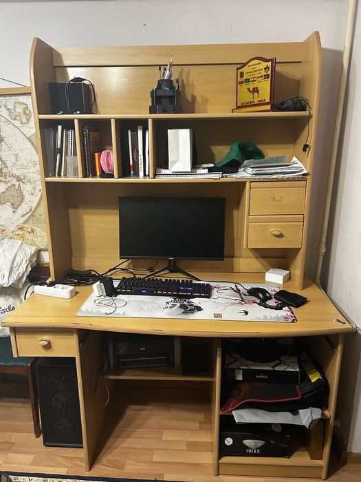 Компьютерный стол