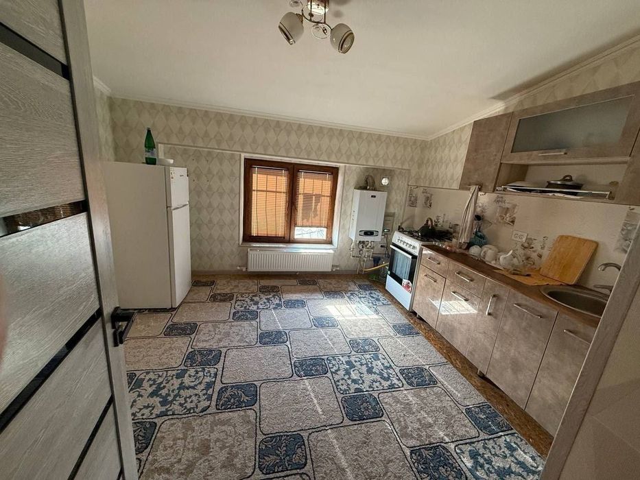 Qizlarga kvartira Sergeli