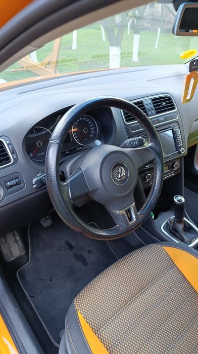 Volkswagen polo cross