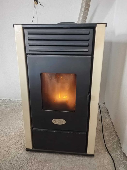 Пелетна камина Mareli