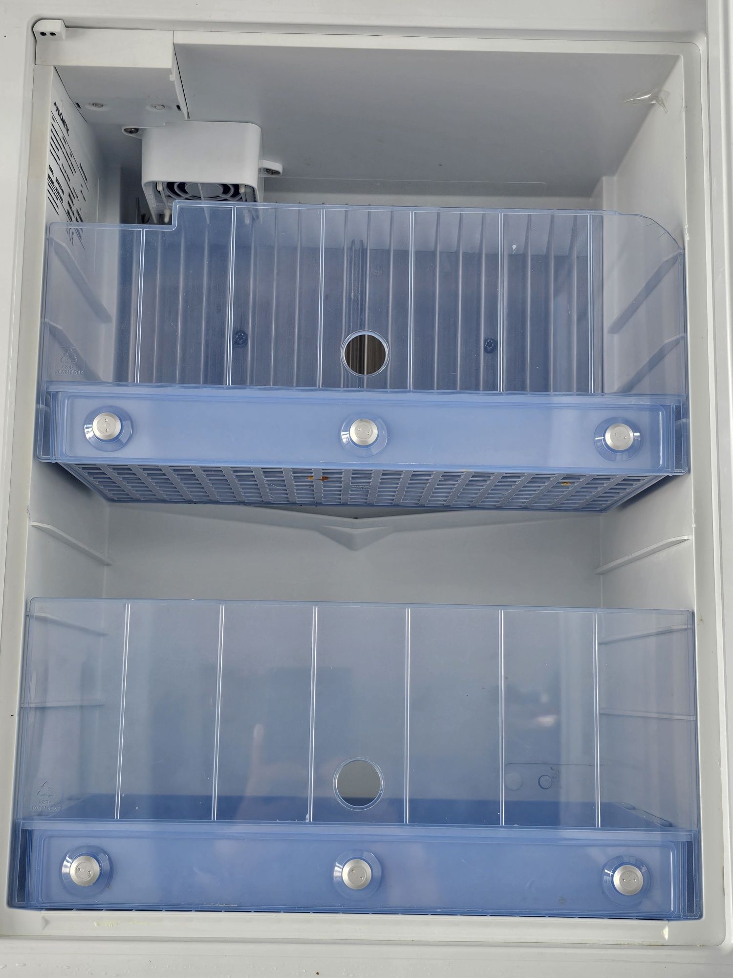 Медицински хладилник Dometic