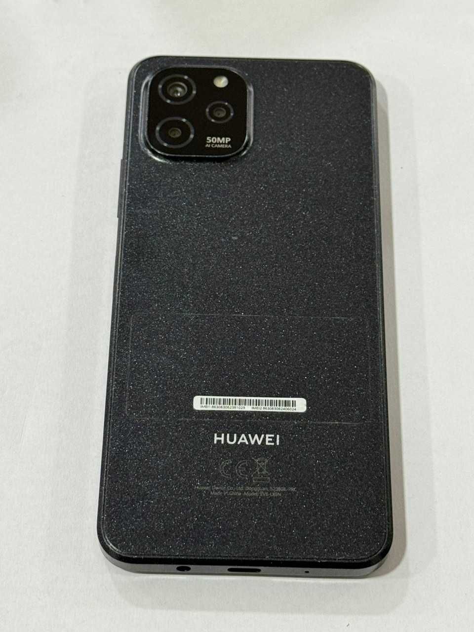 Продавам Huawei Y61