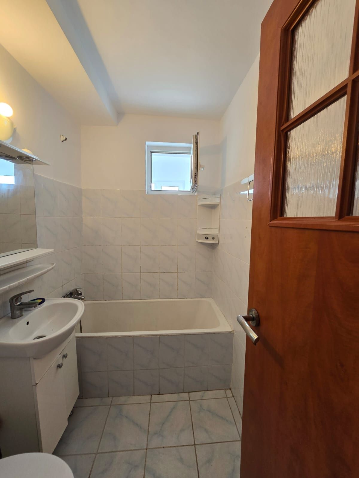 Apartament 2 camere Dristor de închiriat