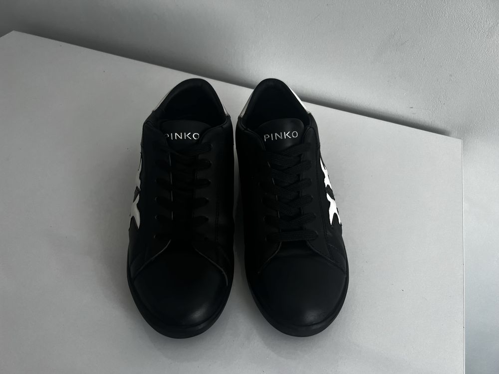 Pinko сникърси 39 размер
