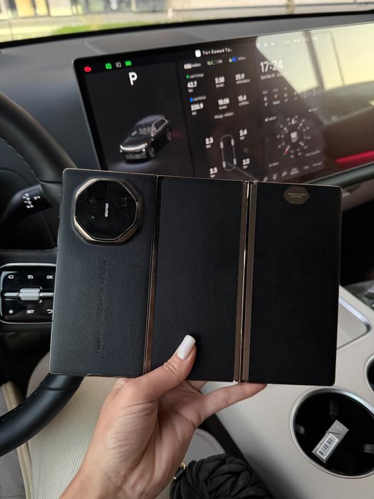 Huawei mate xt1024