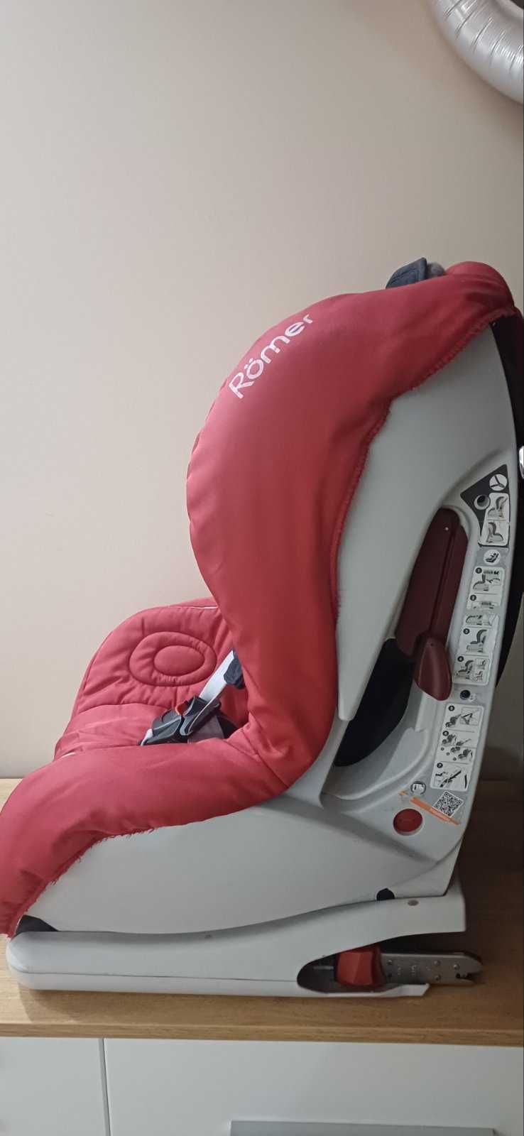 Britax Столче за кола - Römer Versafix Chili Pepper