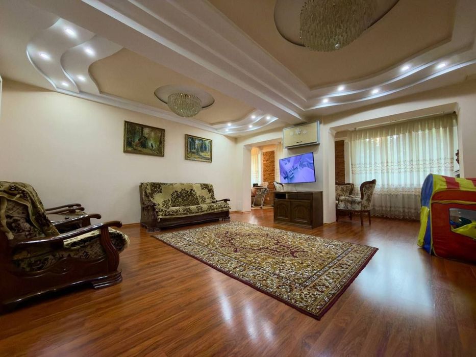 5/3/5 Массив Карасу-1 М.Улугбекский Район