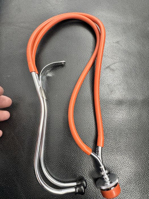 Stetoscop folosit dar ca nou