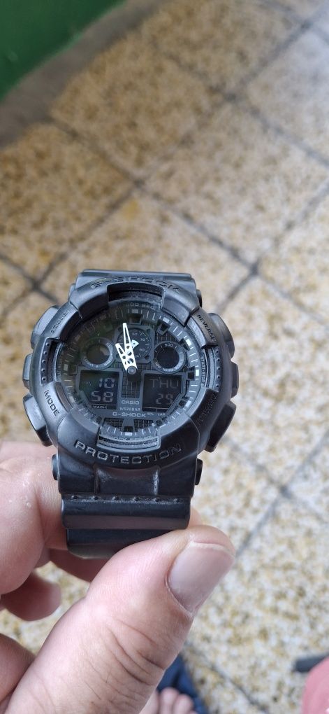 Часовник Casio g-shock