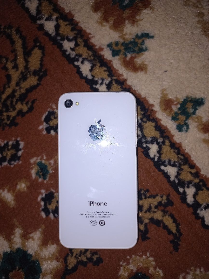 iPhone 4S telefon