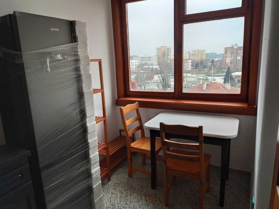 Дава се под наем Двустаен апартамент в Пловдив, Изгрев - 70 кв.м за 275 € - Снимка #1