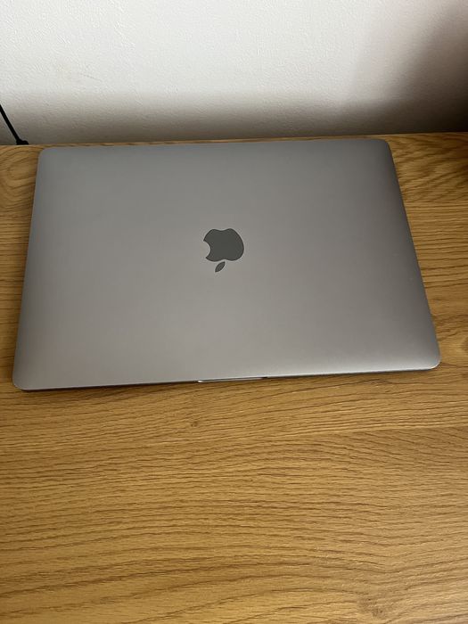 Laptop Macbook A1708 256 ssd,