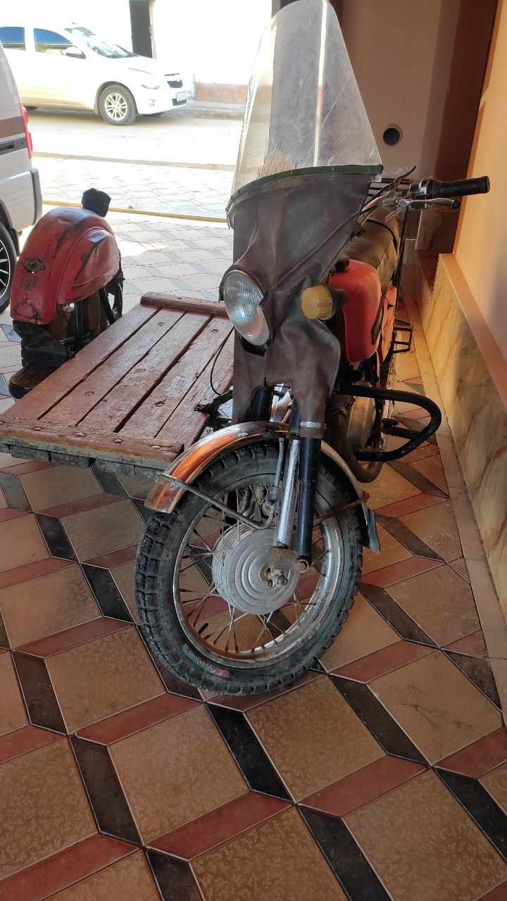 Ij mototsikl minishga tayyor