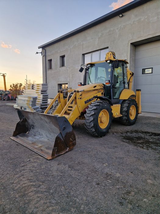 Buldoexcavator  Komatsu