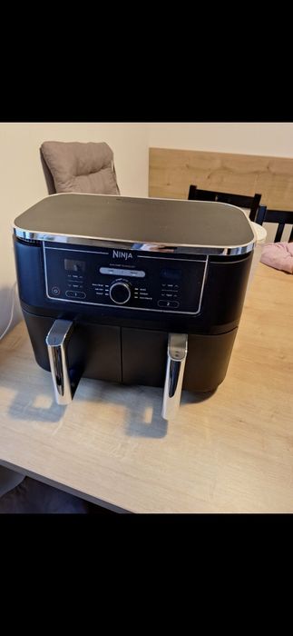 Friteuza aer cald Ninja, in garantie Foodi DualZone AF400, 9.5l, 2470