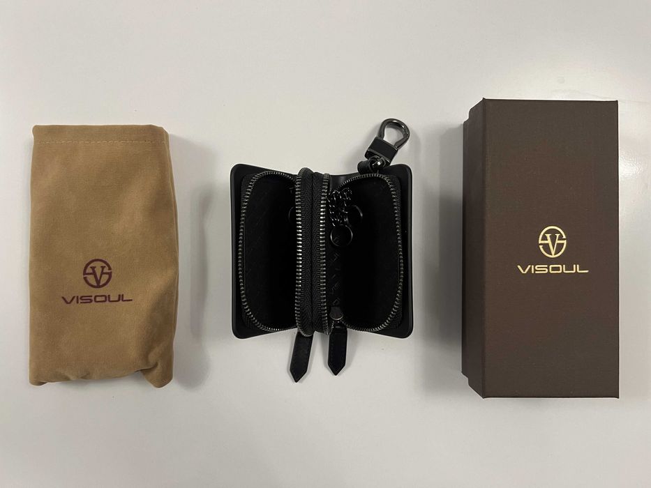 Продавам кожена чанта за ключове Visoul