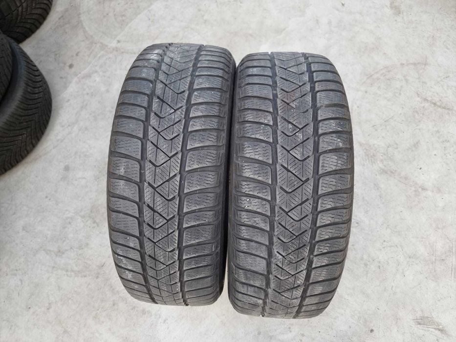 2 Anvelope IARNA 205.50.17 "Pirelli" [dot 2021] ; stare buna