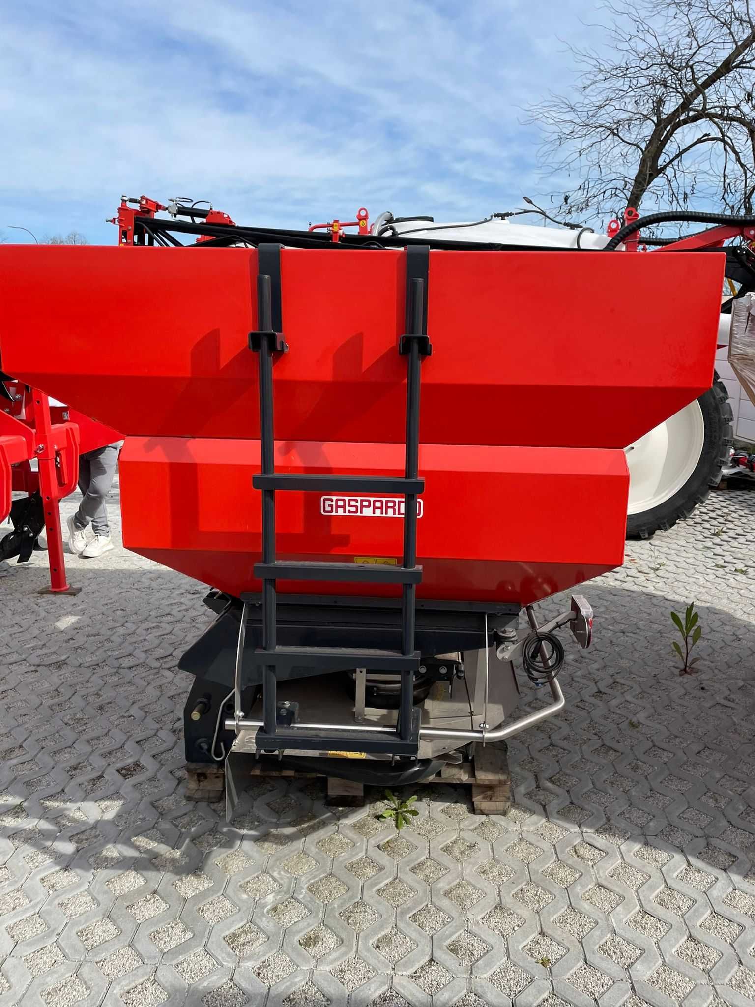 Fertilizator Maschio Gaspardo Zeno 32    MA