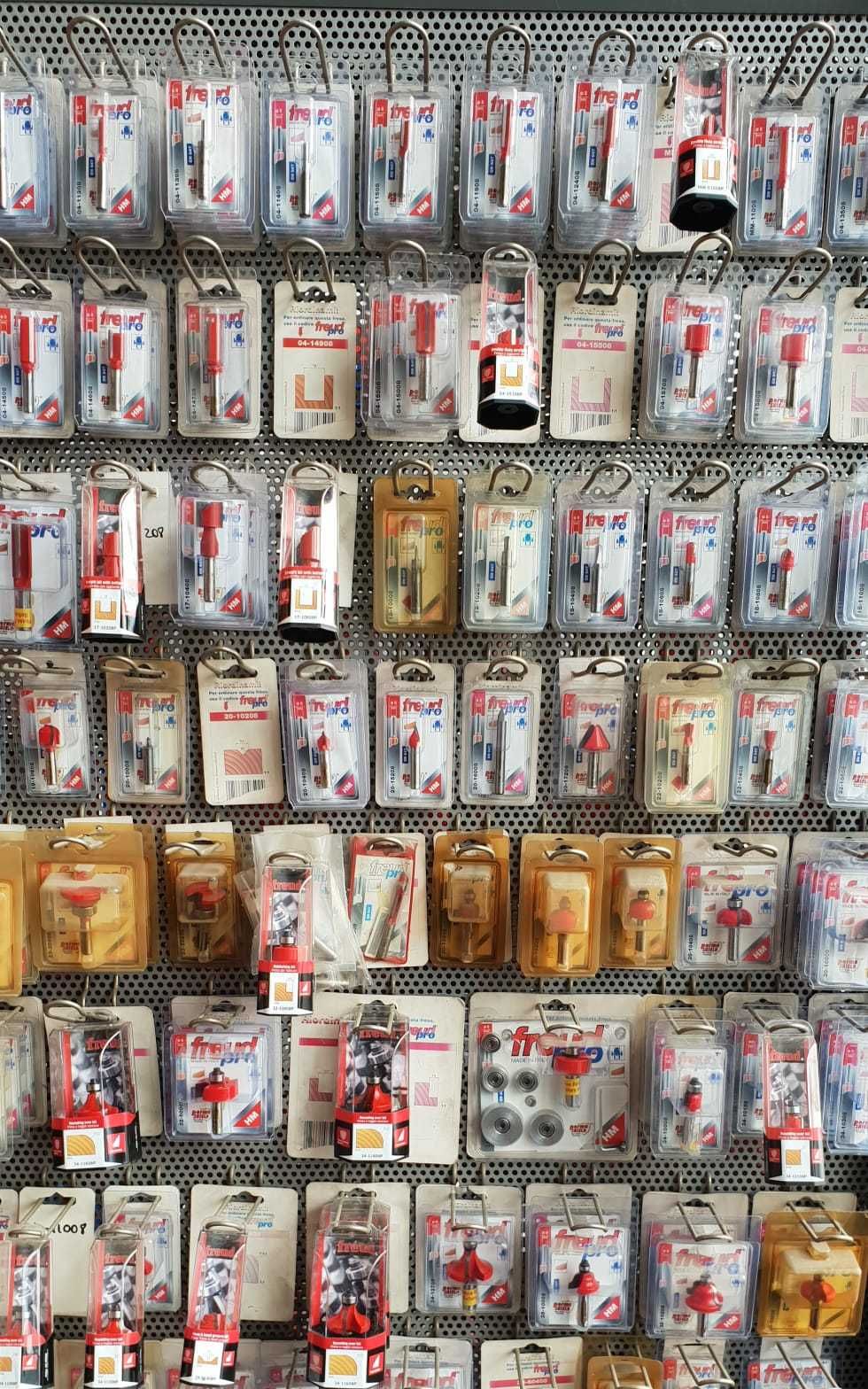 Freze cu coada marca FREUD