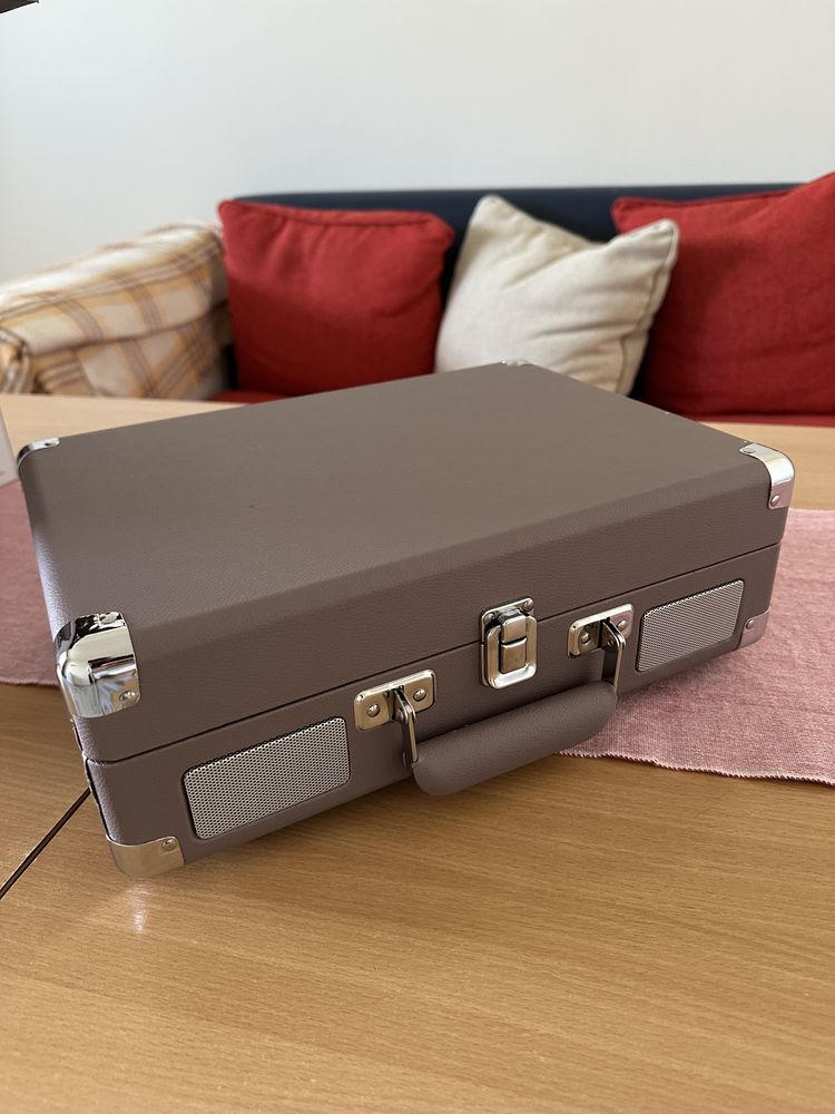 Грамофон куфар Crosley