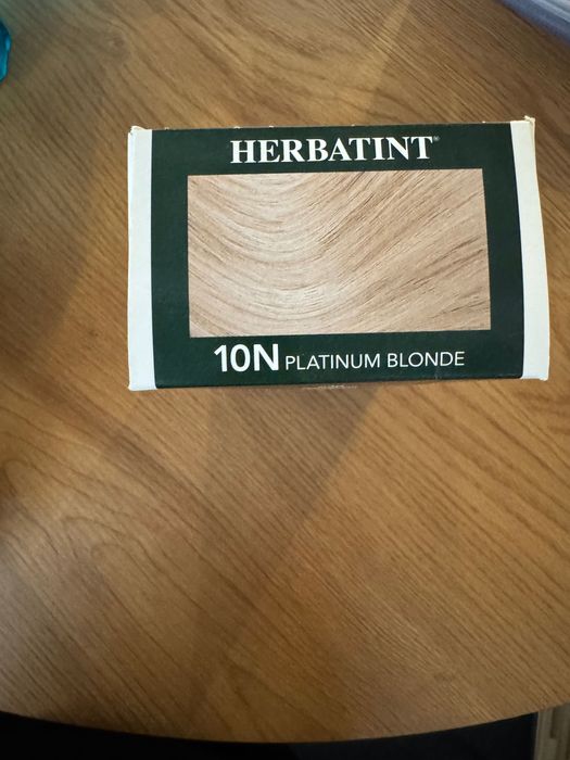 Боя за коса HERBATINT 10N Platinum BLONDE