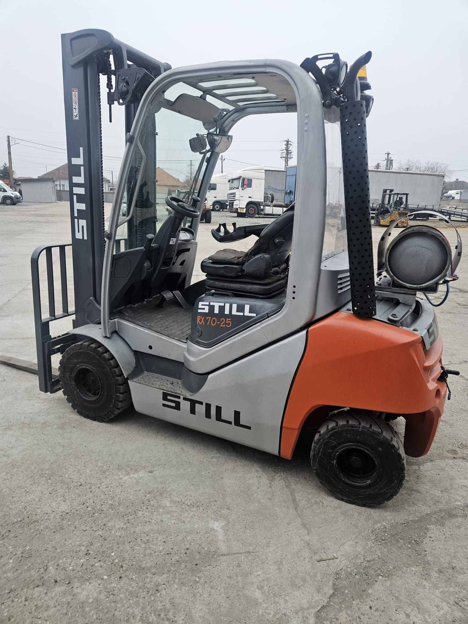Motostivuitor Stivuitor STILL RX 70-25 GPL