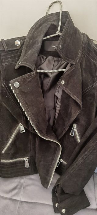 Geaca din piele intoarsa